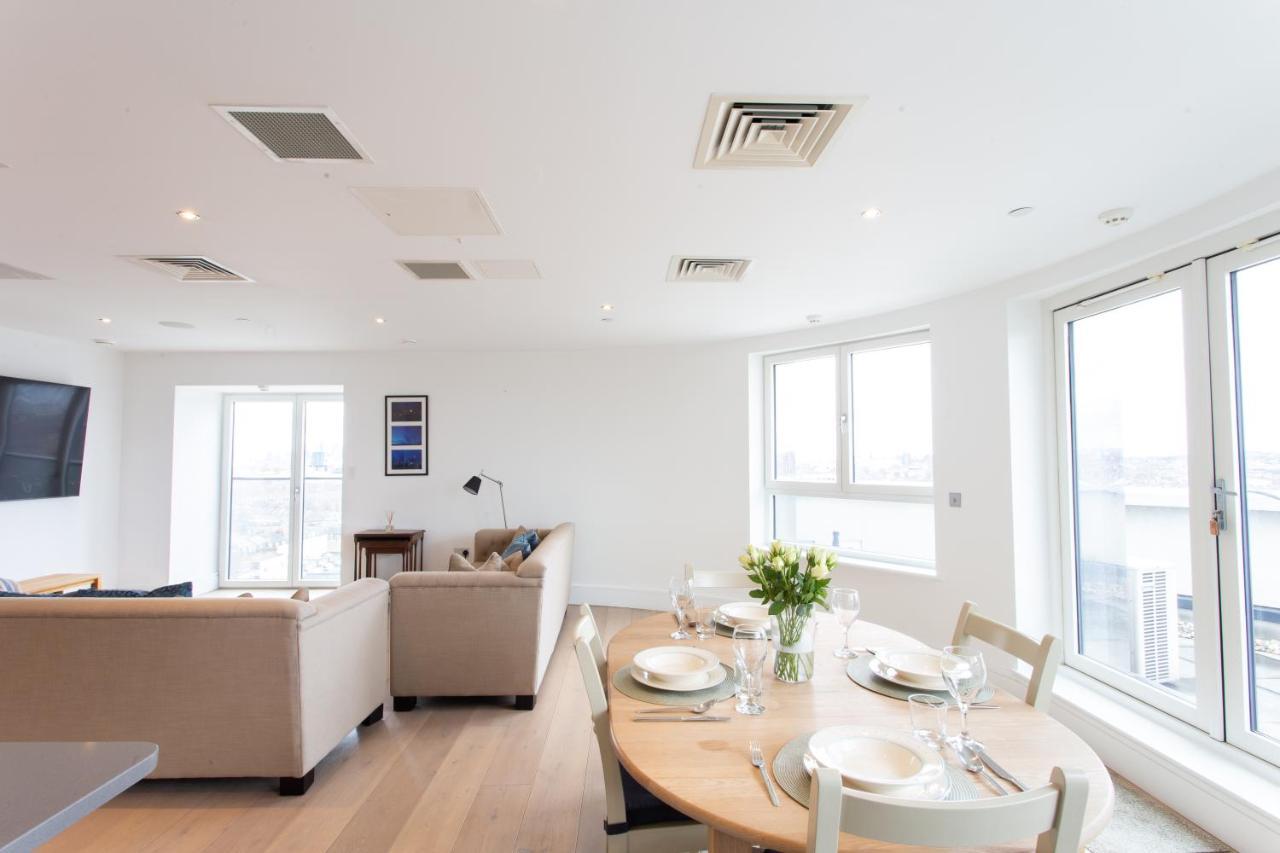 2 Bed 2 Bath Penthouse With Amazing Views With Free Parking Apartamento Londres