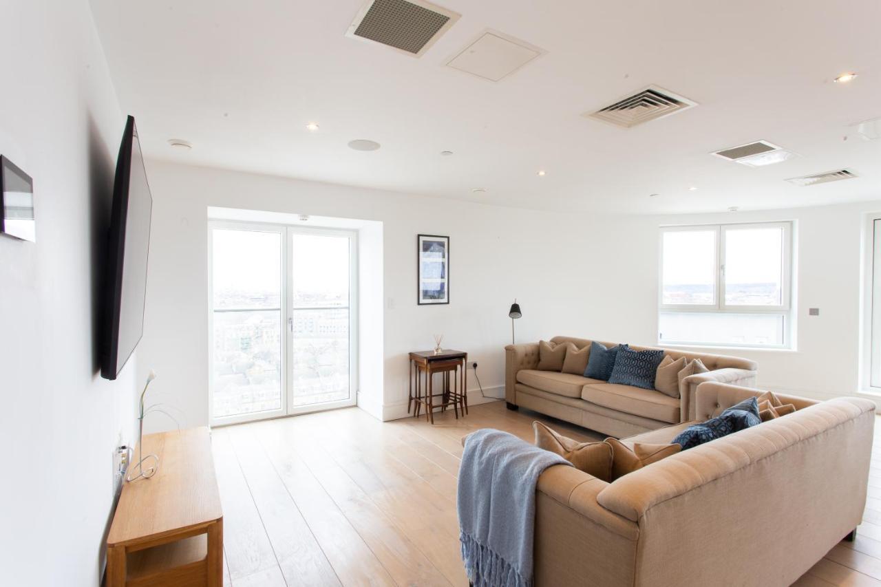 Apartamento 2 Bed 2 Bath Penthouse With Amazing Views With Free Parking
