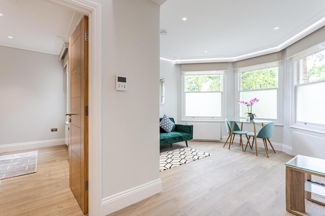 Luxlet - Heart Of Hampstead, * Londen