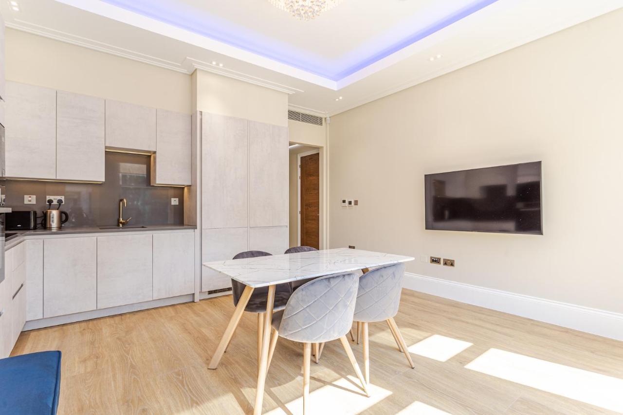 Luxlet - Heart Of Hampstead, * Londen