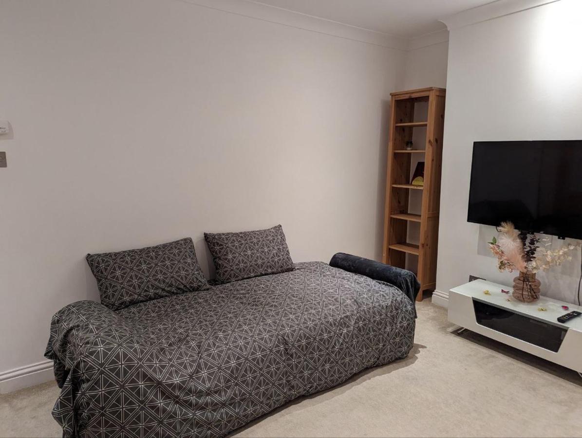 Fully-equipped Flat In The Of Apartment London