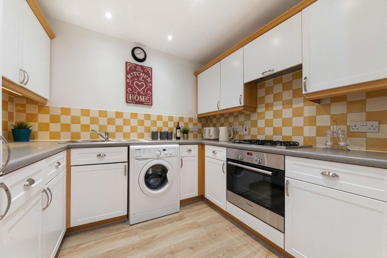 Hidden Treasure 3 Bedroom Flat Londen