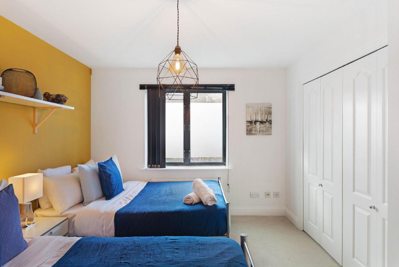 Hidden Treasure 3 Bedroom Flat Apartment *