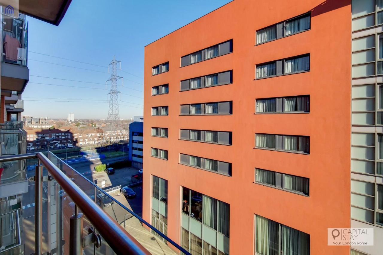 Deluxe One Bed By Excel Apartment