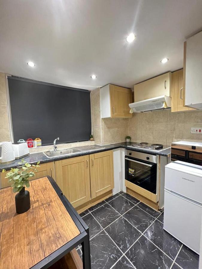 Comfy 2 Bedroom Flat Edgware Road Apartment London
