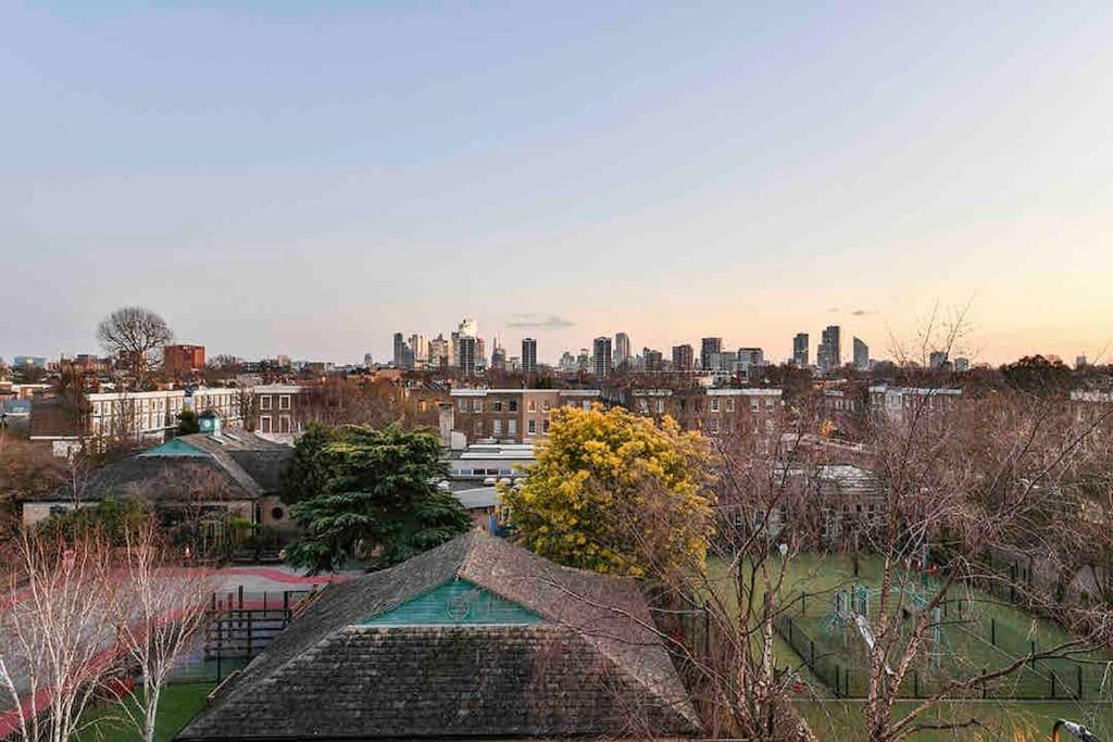 Dovecote - Sanctuary In The Sky Apartment