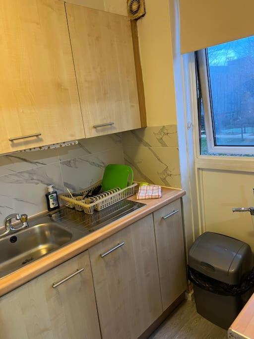 016- 1 Bedroom Church Street F31 Appartement *