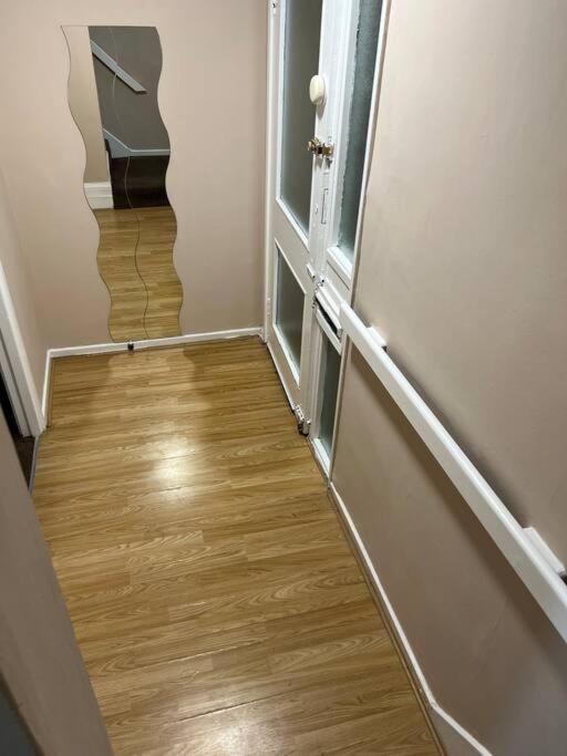 Appartement 016- 1 Bedroom Church Street F31 *