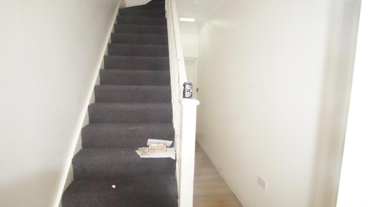 Evergreen Apartments-flat 7, Londen