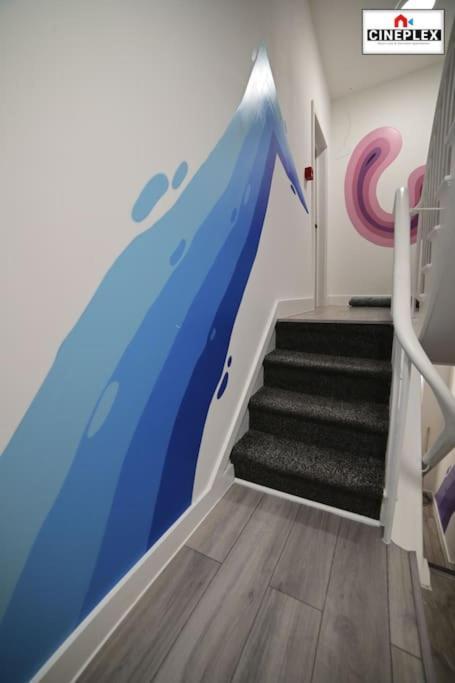 Cheerful 1bed Studio Flat With Netflix And Wi-fi By Cineplex Short Lets & Serviced * Londen