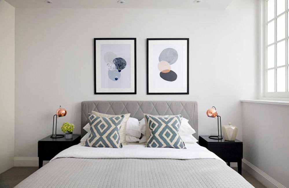 Ennishmore Mews * London