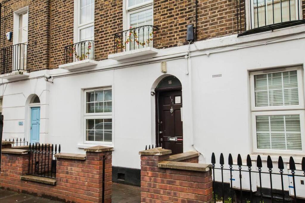 Lovely 2-bed Flat In London
