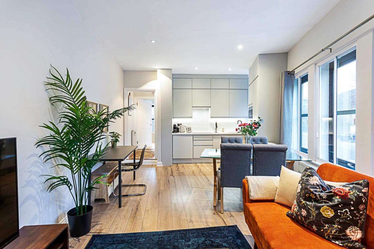 Apartment Gorgeous Roehampton Flat