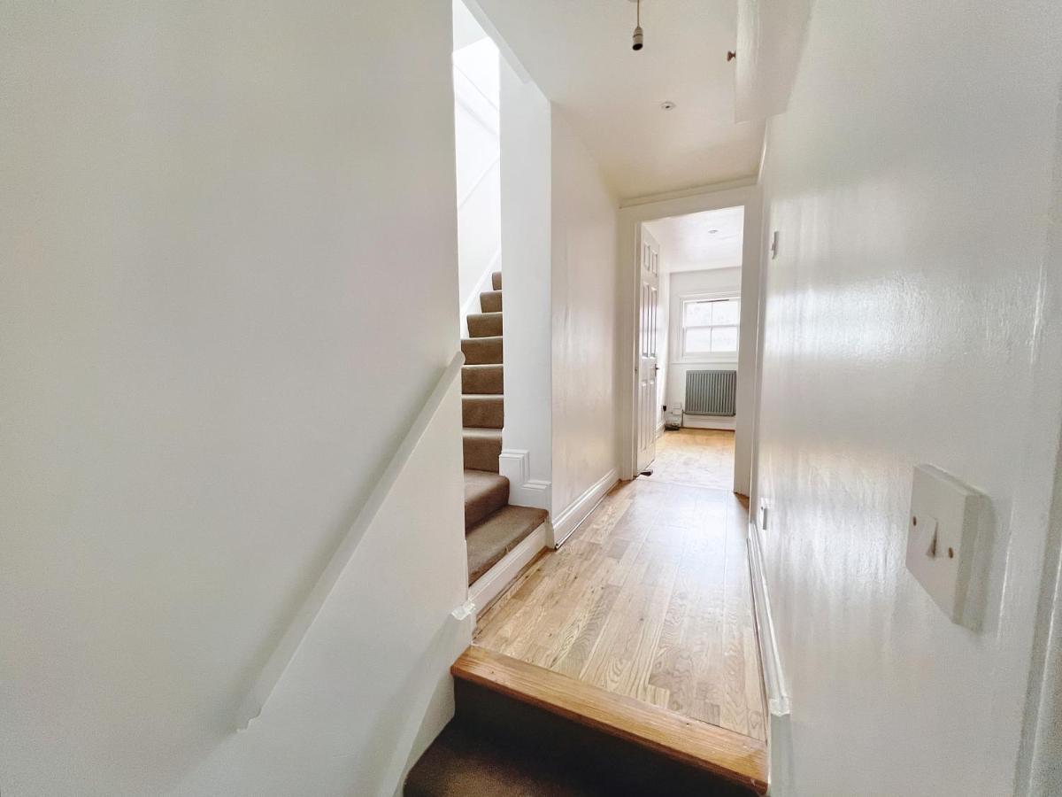 Lovely 2-bedroom Serviced Greater Apartment