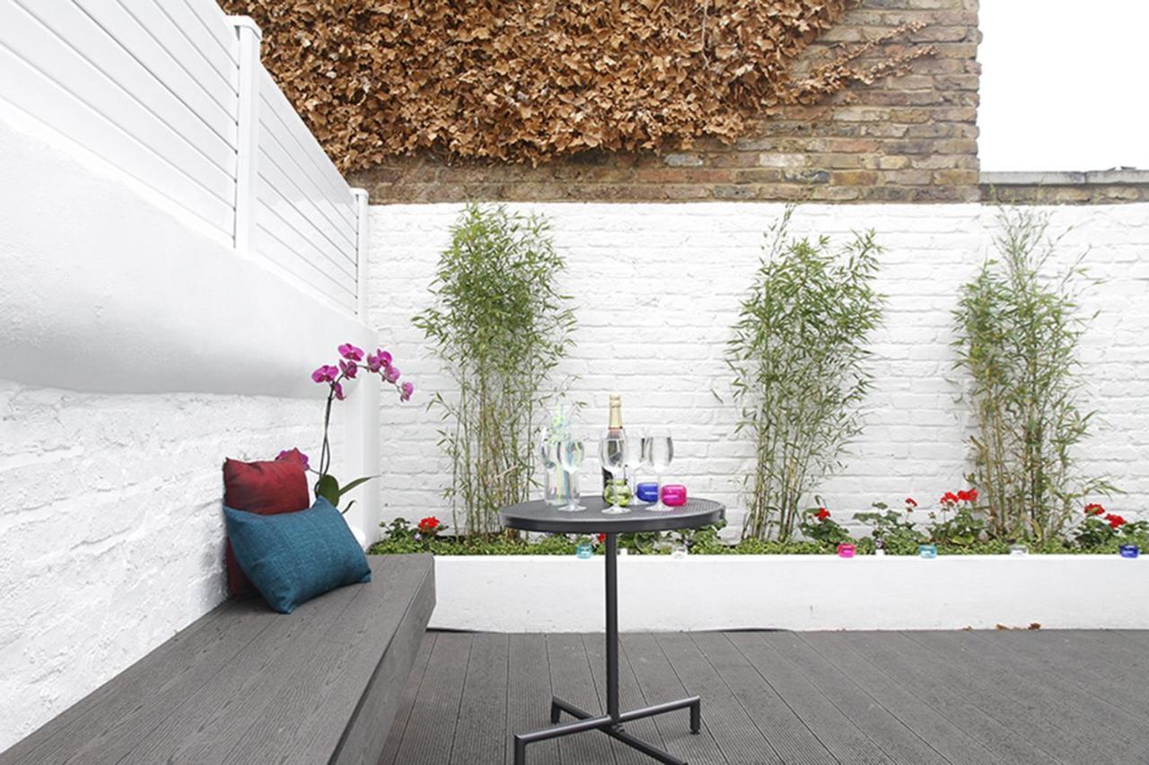 Lets - I2 Apartment London