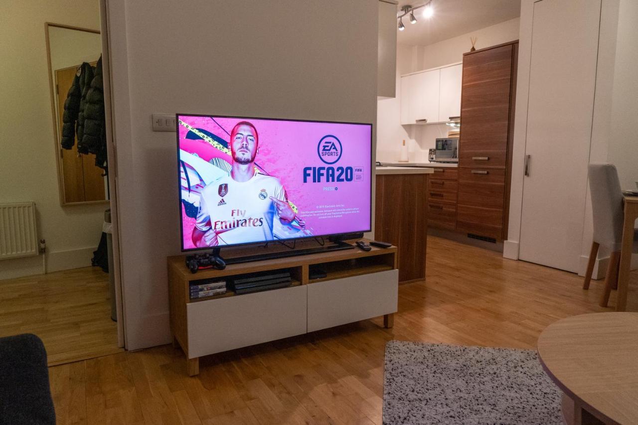 Apartment Hawkesmoor House London