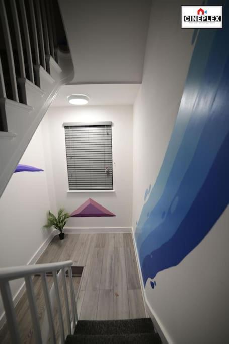 Cheerful 1bed Studio Flat With Netflix And Wi-fi By Cineplex Short Lets & Serviced * Londen