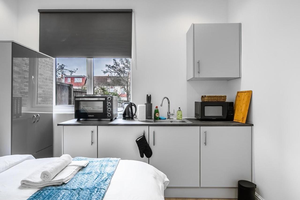 Apartamento Modern Studio In Wembley Londres