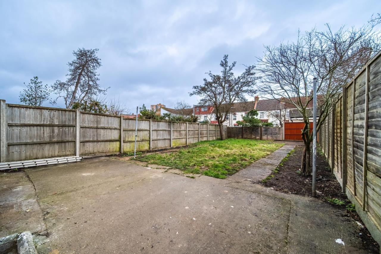 Modern Studio In Wembley * Londres