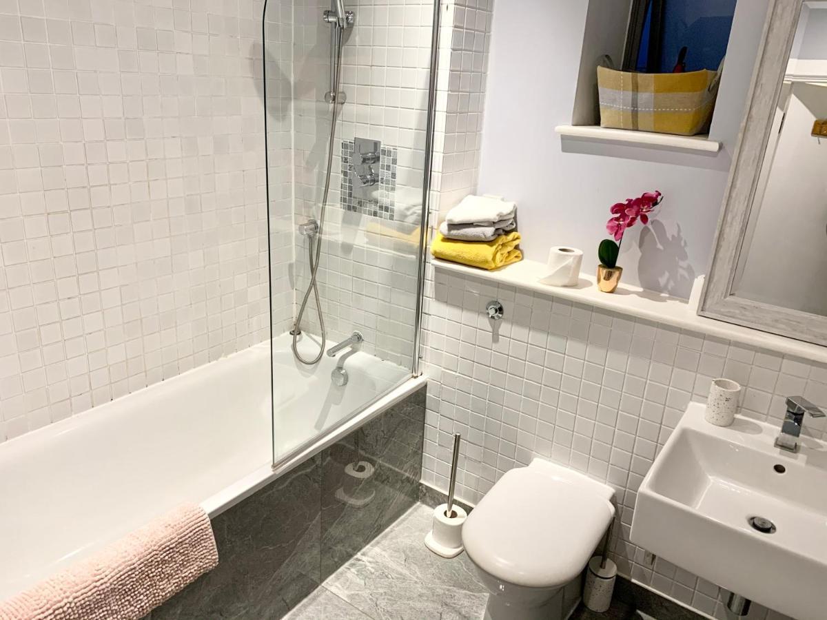 Appartement Stylish Close To Bridge