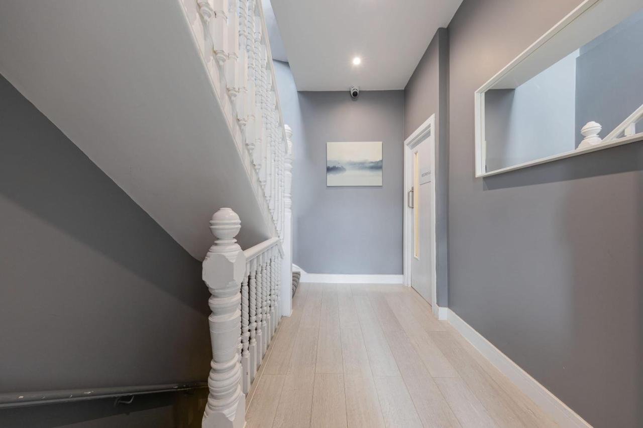 Victorian Functional 5min Walk From Tufnell Park * Londen