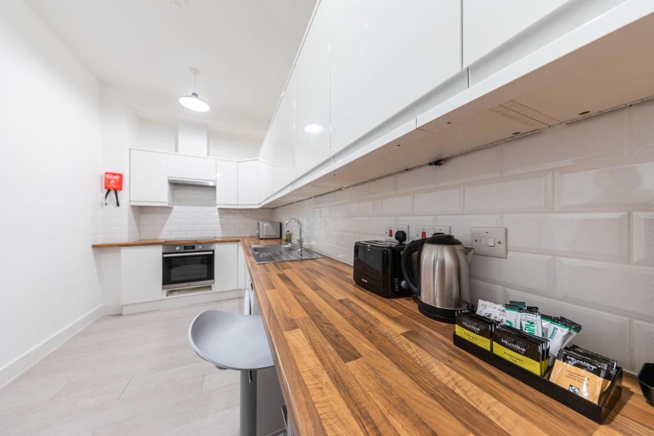 Victorian Functional 5min Walk From Tufnell Park * Londen