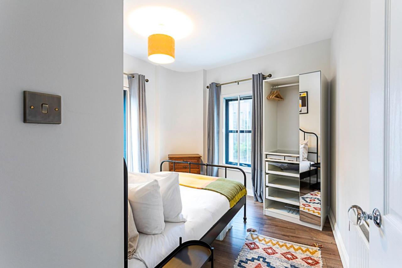 Apartment Gorgeous Roehampton Flat