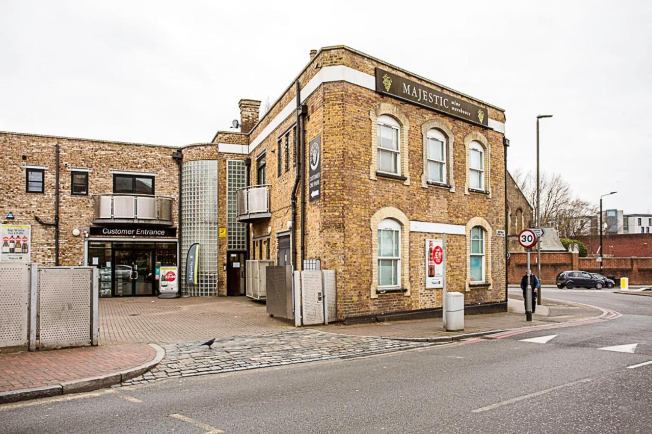 Gorgeous Roehampton Flat Apartment *