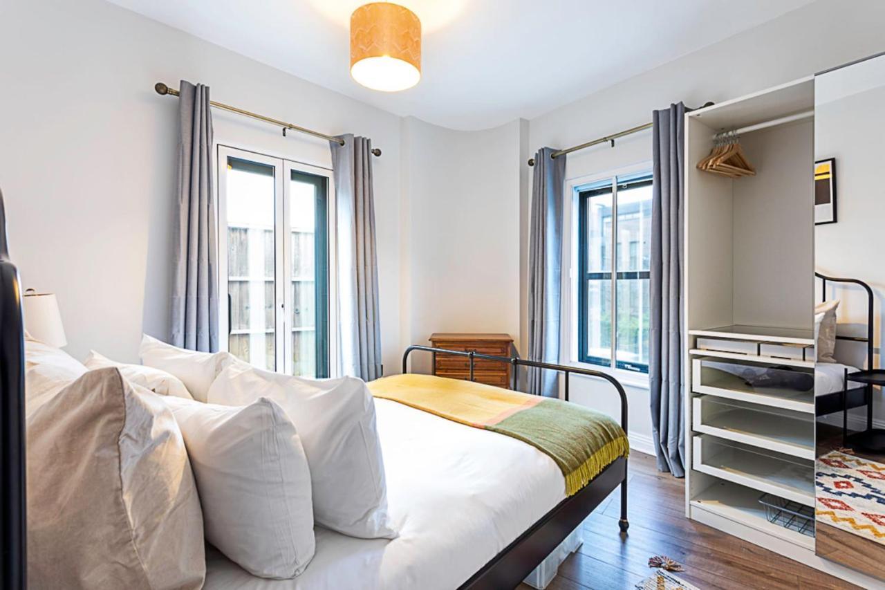 Gorgeous Roehampton Flat Apartment London