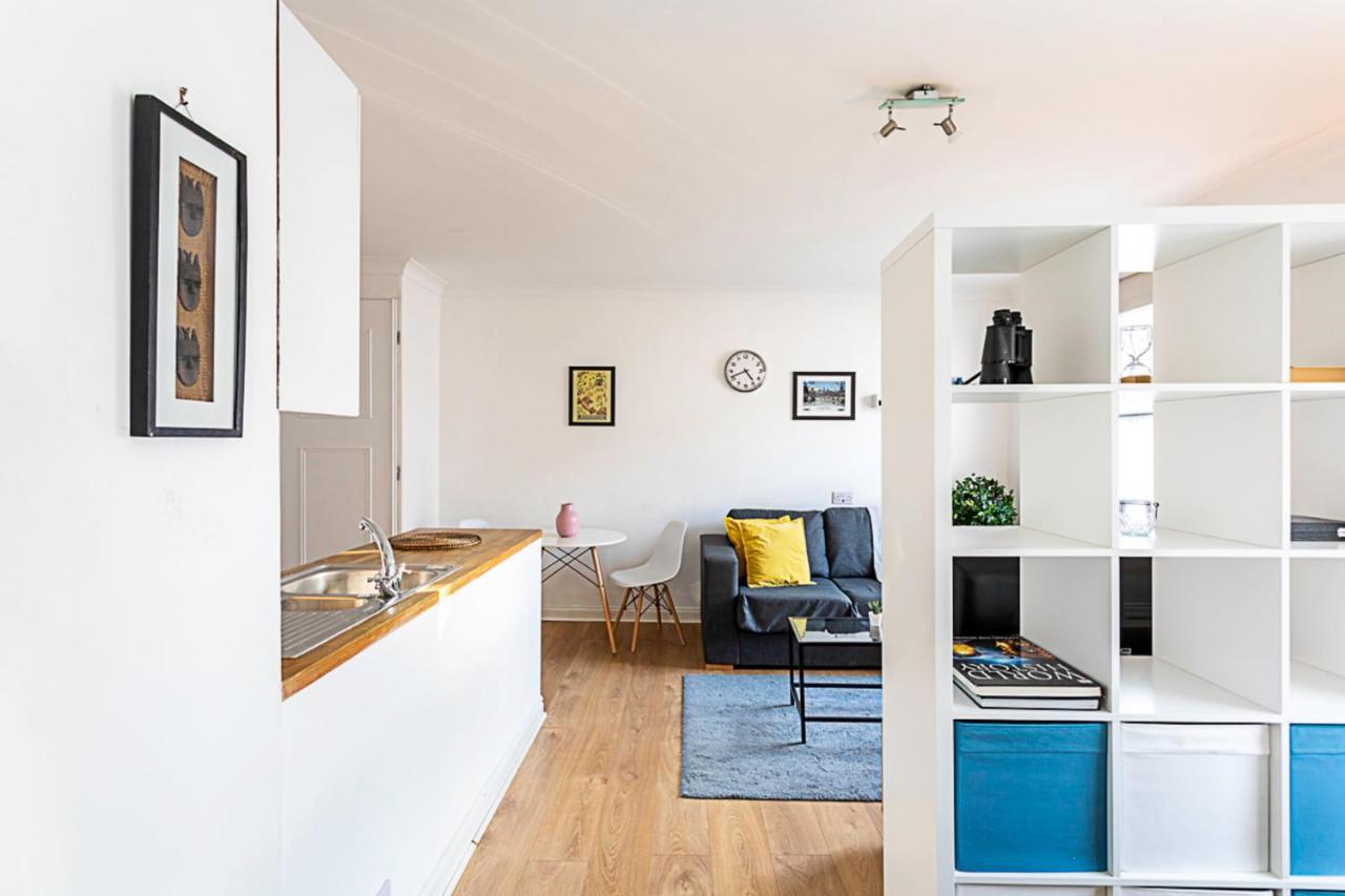 Convenient Studio Near Victoria