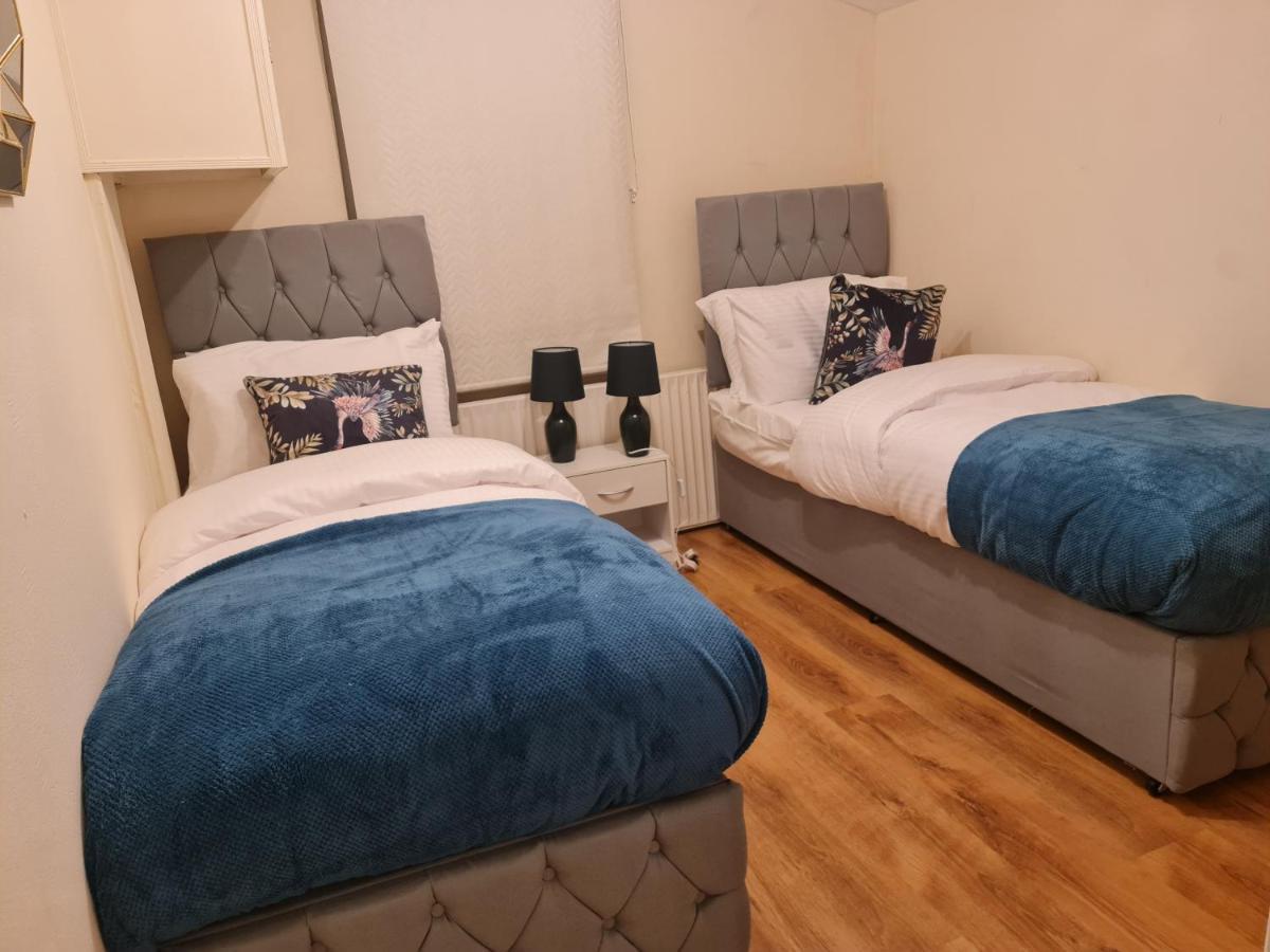 Holiday home Albany House
