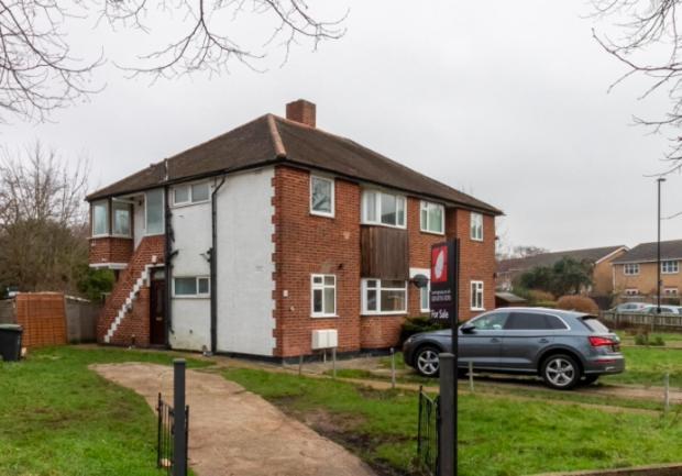 Modern - Accommodates 6 - Private Parking - 15min To Bridge, Eye And Charing Cross * Londres