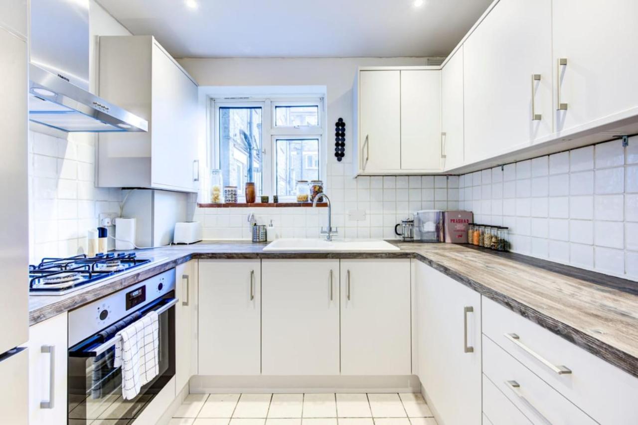 Guestready - Stylish Getaway Near Tooting Station Londen