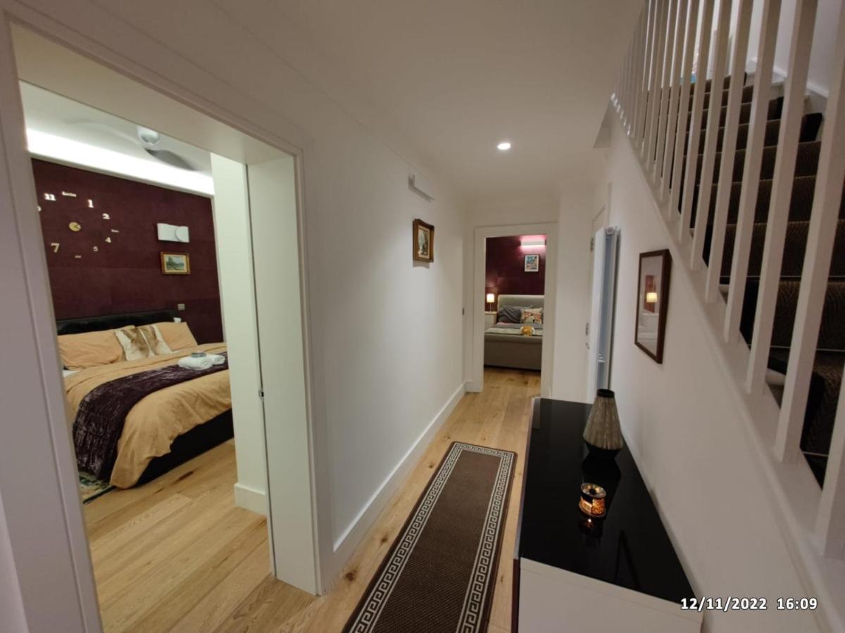 Cosy With 2 Bedrooms *