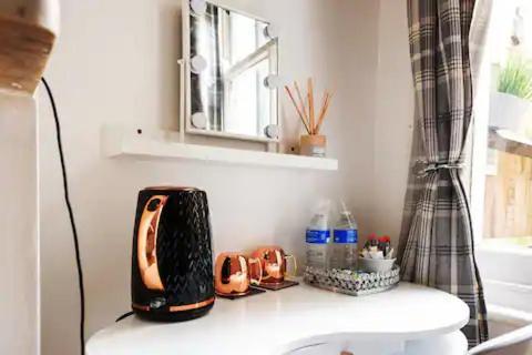 Alross With Breakfast Habitación en casa particular Londres