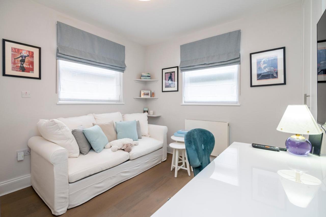 Outstanding 2br Ground Floor Flat In Earl's Court * Londen