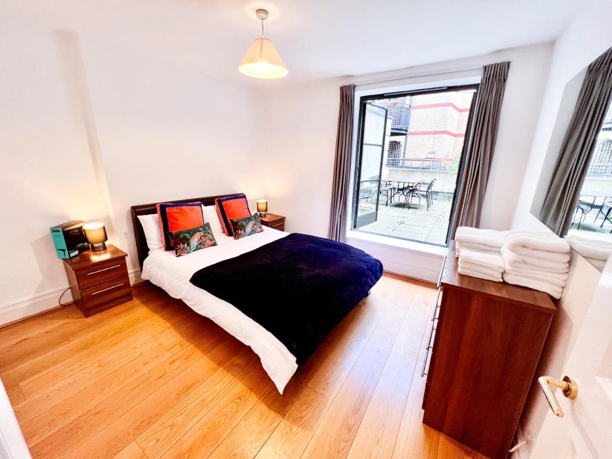 Deluxe Entire Between Covent Garden And St Pauls Cathedral Apartment
