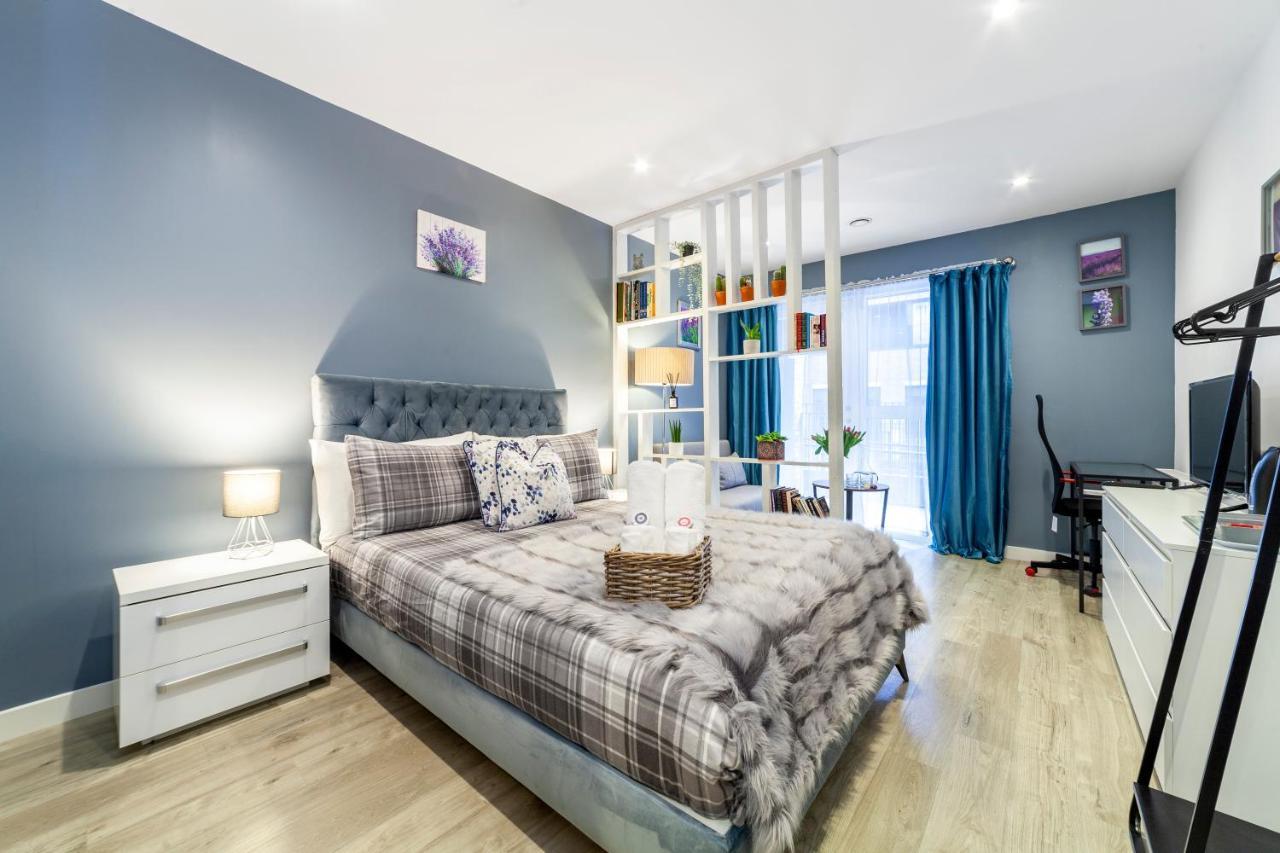 Private Double Bd With Optional Balcony, 15 Mins To Cc * Londres