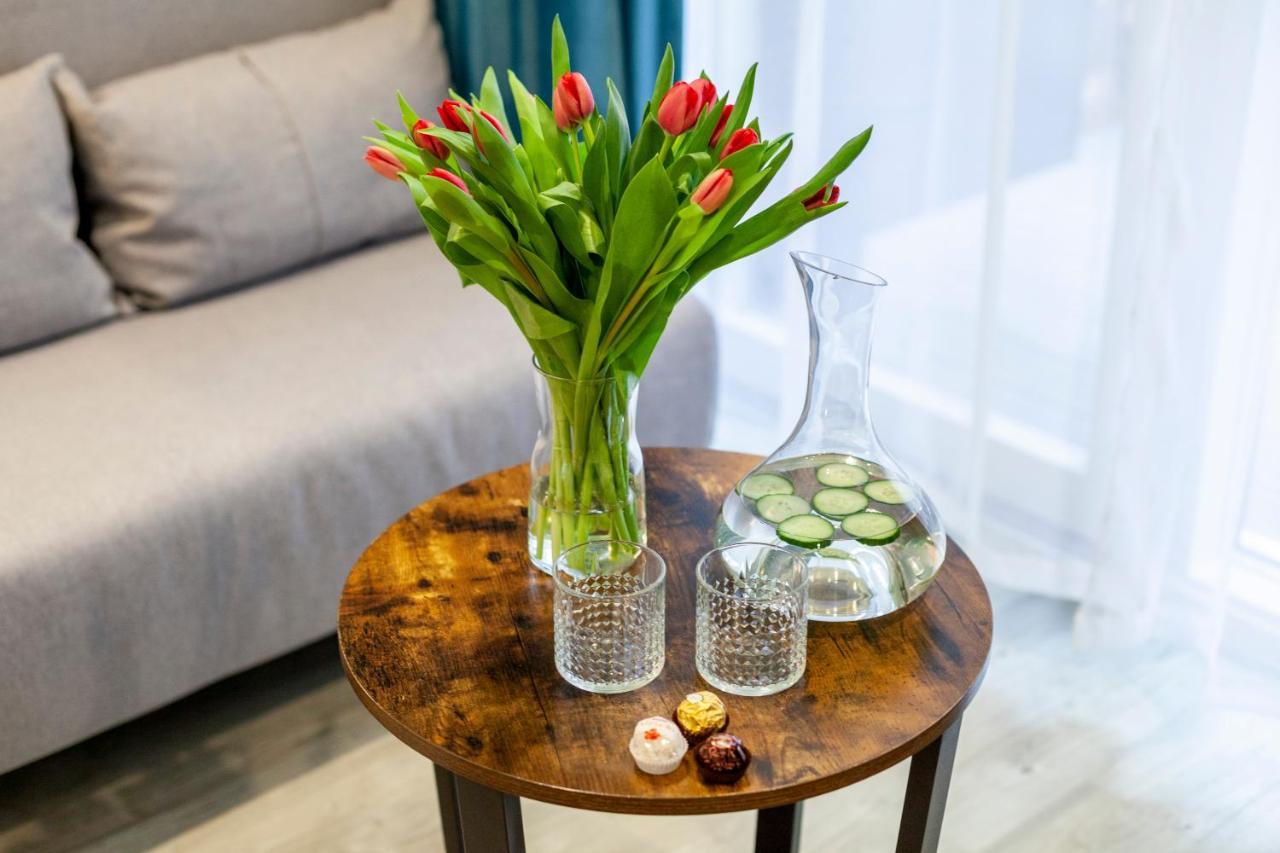 Private Double Bd With Optional Balcony, 15 Mins To Cc Habitación en casa particular