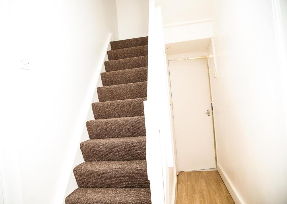 Apartamento Newly Refurbished 3 Bedroom House Close To Central
