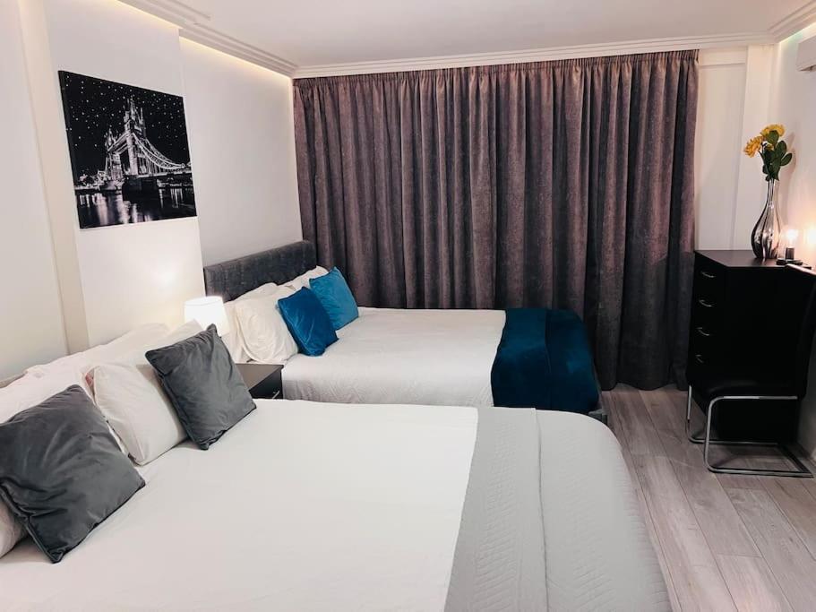 Regent House Apartment *