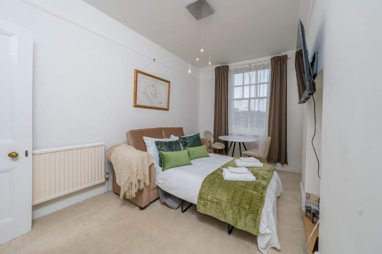 Trustay Westminster Apartment *