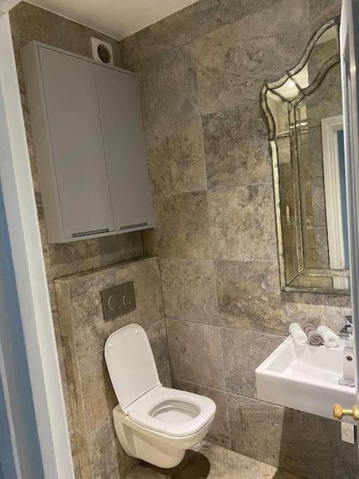 Apartamento Beautiful Two Bedroom Flat In Maida Vale *