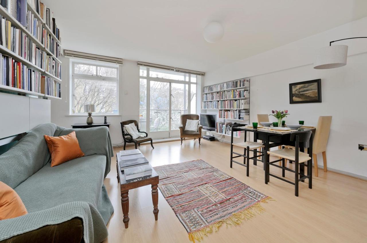 Apartment Large One Bedroom Flat With Balcony Close To The By Underthedoormat