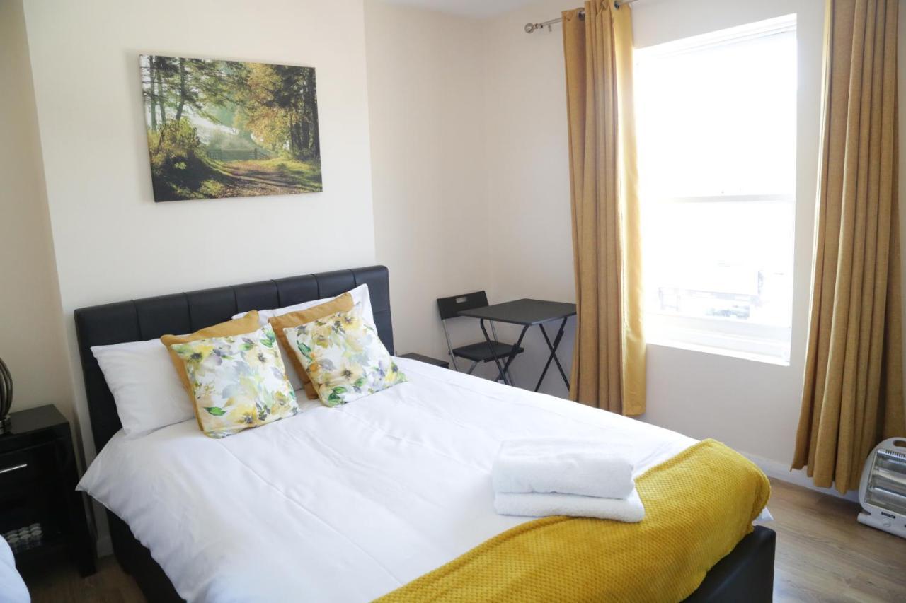 Canning Town Warms Cozy One Bedroom * Londen