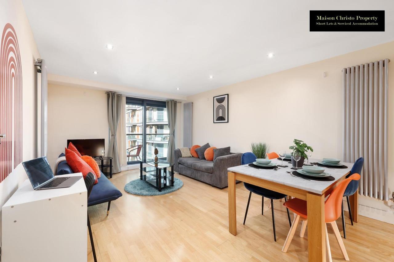 Maison Christo Serviced Apartment: Extended In Canary Wharf Apartment London