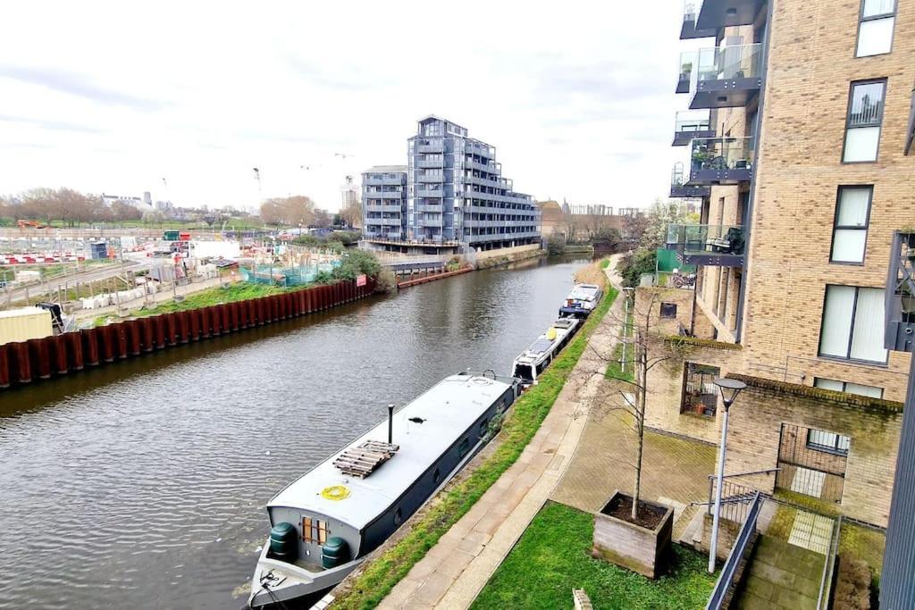 Appartement - Stunning Riverside *