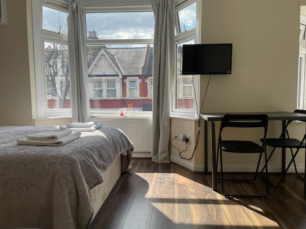 Amazing Studio Room in Walthamstoww Appartement Londen