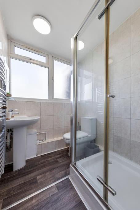 Apartment Hyde Park 4 Bedroom Superior London