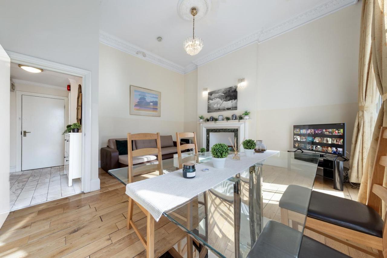 Apartment Flat In Baker Street